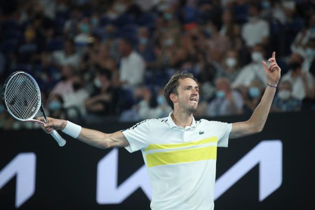 电竞赛事直播平台-八冠王vs20连胜： 澳网决赛德约将遇史上最强挑战